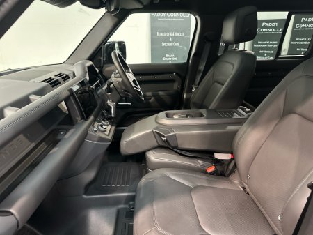 2026 Land Rover Defender - thumbnail 12