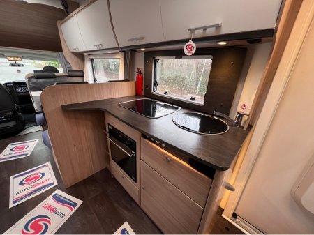 2020 Sunlight T 67 A72 RIGHT HAND DRIVE 3DR €69,800 thumbnail