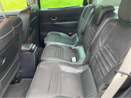 2015 Renault Scenic - photo 6