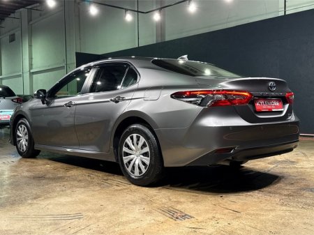 2022 Toyota Camry 2.5 AUTOMATIC - HYBRID - MULTI FUNCTION STEERING WHEEL - CRUISE CONTROL - LANE KEEP ASSIST - REVERSE CAMERA €30,950 thumbnail