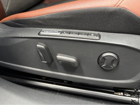 2022 Volkswagen ID.4 - thumbnail 9