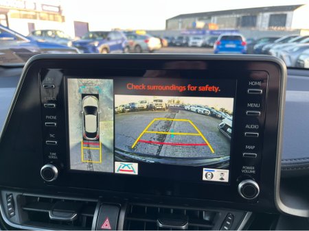 2023 Toyota C-HR SOL HYBRID AUTOMATIC 1.8 PETROL //LOW MILES//HIGH SPEC//HALF LEATHER HEATED SEATS//360 PARKING CAMERAS//KEYLESS ENTRY// €29,950 thumbnail