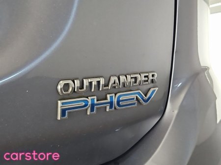2017 Mitsubishi Outlander PHEV 2.0L MIVEC 4WD 5-Seater Instyle €16,880 thumbnail