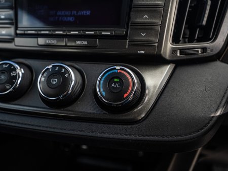 2014 Toyota Rav4 - thumbnail 21