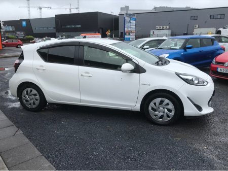 2020 Toyota Aqua 2020 TOYOTA AQUA €13,950