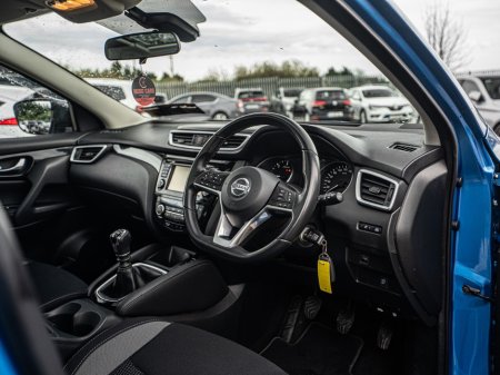 2018 Nissan Qashqai - thumbnail 11