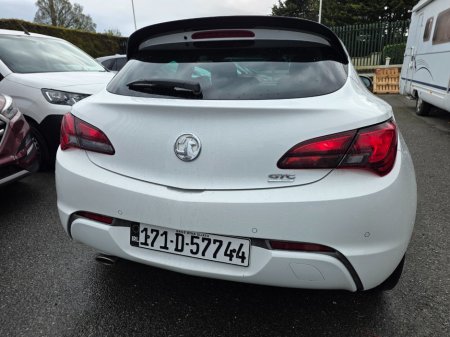 2017 Vauxhall Astra - thumbnail 4