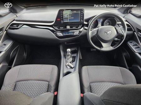 2023 Toyota C-HR C-HR HYBRID LUNA €29,900 thumbnail