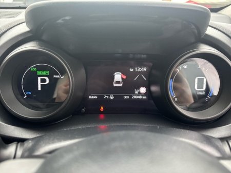 2024 Toyota Yaris Cross LUNA HYBRID 4DR AUTO €28,750 thumbnail