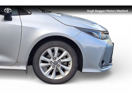 2023 Toyota Corolla COROLLA LUNA SALOON €27,950 thumbnail