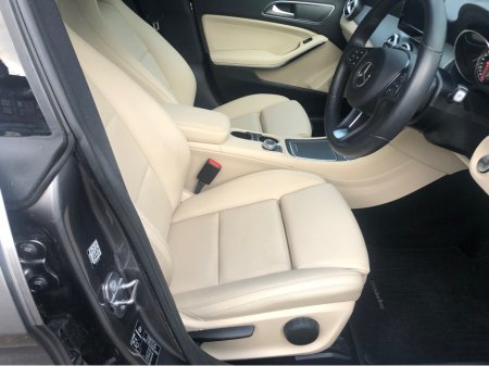 2018 Mercedes-Benz CL Class CLA AUTO SANDSTONE LEATHER only 65000kms €22,950 thumbnail