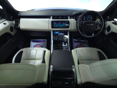 2021 Land Rover Range Rover 2.0 I4 PHEV 404 PS Vogue €56,950 thumbnail