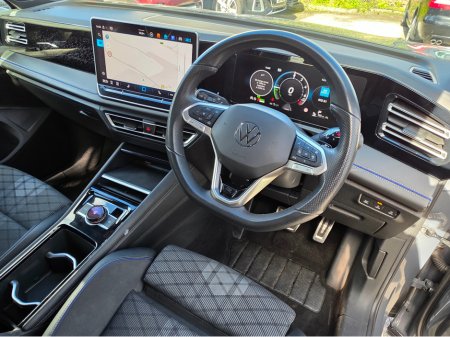 2024 Volkswagen Tiguan - thumbnail 19