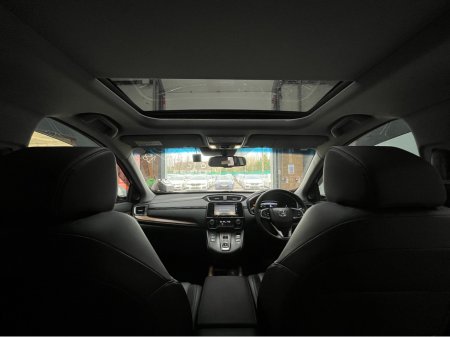 2018 Honda CR-V €24950 2018 HONDA CR-V EX HYBRID MASTERPIECE 2.0 / CRUISE CONTROL / REVERSE CAMERA / ELECTRIC MEMORY & HEATED SEATS / PADDLE SHIFTERS / PANORAMIC SUNROOF €24,950 thumbnail