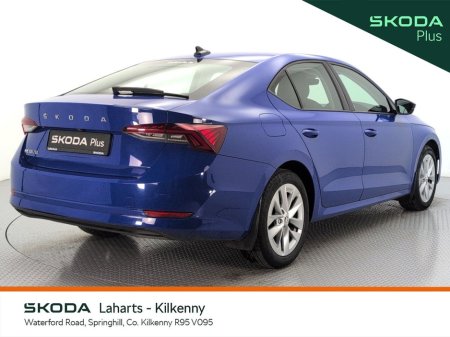 2023 Skoda Octavia AMBITION 2.0TDI 115HP DSG €28,950 thumbnail
