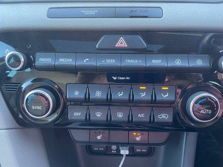 2017 Kia Sportage 1.7 PLATINUM €12,995 thumbnail