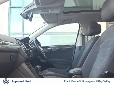 2019 Volkswagen Tiguan Allspace HIGHLINE AUTO 2.0 TDI 150HP *SUNROOF* *7-SEATER* *CARPLAY & ANDROID AUTO* *12 MONTHS FRANK KEANE WARRANTY* €32,995 thumbnail