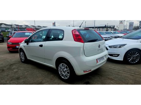 2015 Fiat Punto - thumbnail 14
