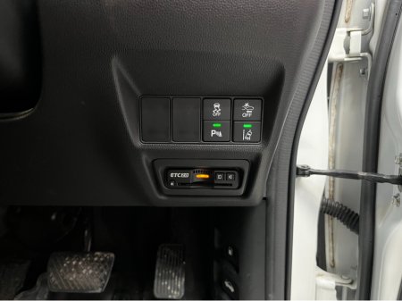 2021 Honda Stepwagon - thumbnail 13