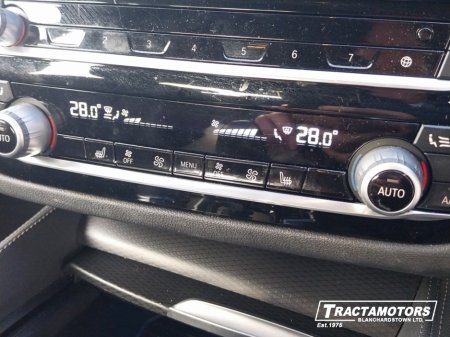 2023 BMW 5 Series - thumbnail 25