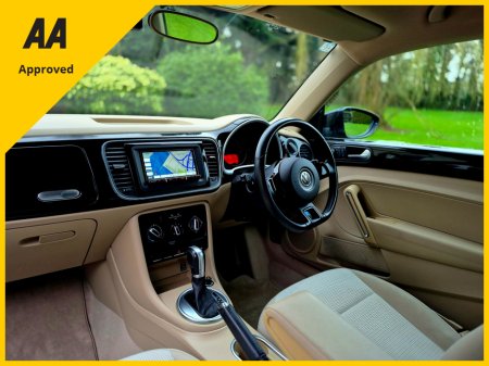 2015 Volkswagen Beetle Design+Auto+Low KM's €13,995 thumbnail