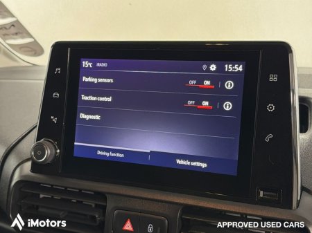 2022 Vauxhall Combo - thumbnail 26