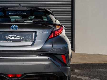 2023 Toyota C-HR - thumbnail 8