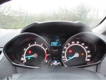 2017 Ford Fiesta - thumbnail 11