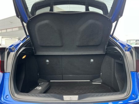 2022 Toyota C-HR 1.8 HYBRID SPORT BI- 4DR AUTO €26,950 thumbnail