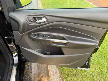 2019 Ford Kuga 2.0 TDCI ST-LINE 49k MILES €21,950 thumbnail