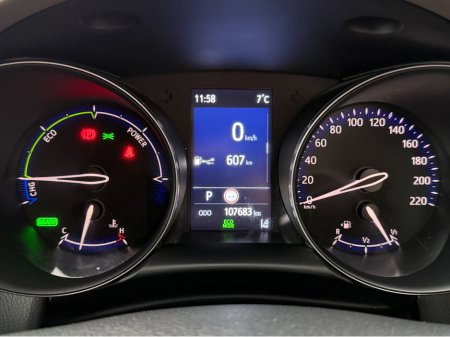 2023 Toyota C-HR HYBRID..Keyless Entry..Apple CarPlay €22,750 thumbnail