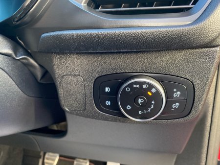 2025 Ford Focus ST-Line X 1.0 125BHP... Full leather seats thumbnail