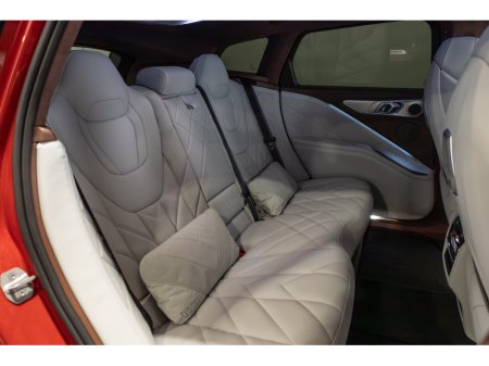 2024 BMW XM 50e €103,950 thumbnail