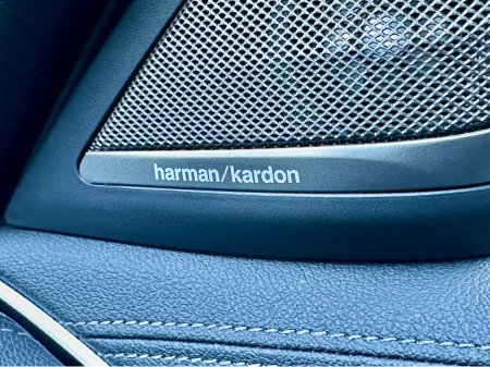 2023 BMW 5 Series - thumbnail 25