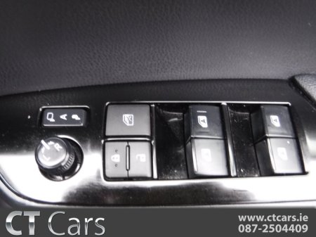 2018 Toyota Prius 1.8 AUTO HYBRID LOW MILES HIGH SPEC €15,950 thumbnail