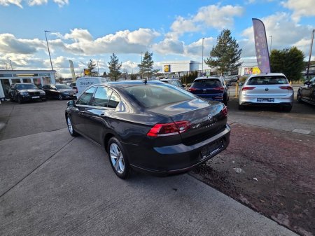 2021 Volkswagen Passat SE NAV TDI €25,550 thumbnail