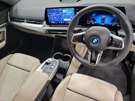 2025 BMW iX1 - photo 6