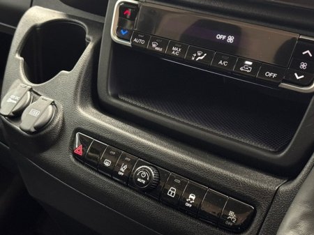 2026 Toyota Proace Max Proace Max GX 140hp €35,995 thumbnail