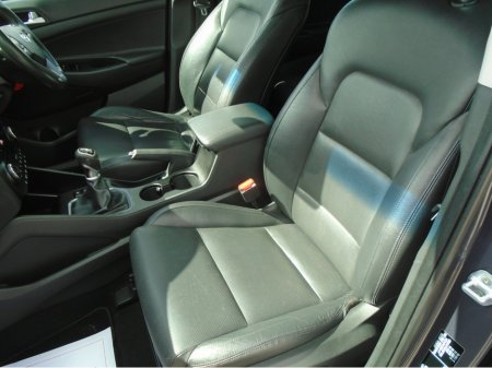 2016 Hyundai Tucson - thumbnail 15