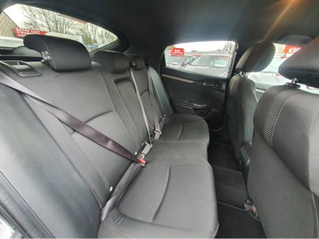 2019 Honda Civic - thumbnail 13