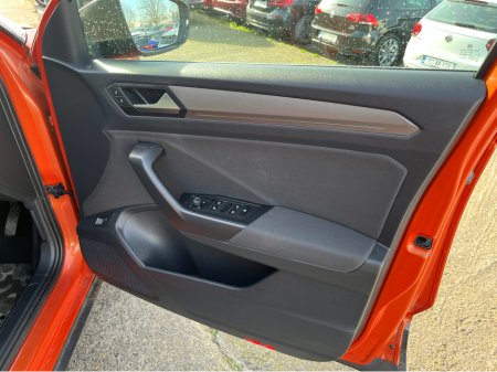 2020 Volkswagen T-Roc - thumbnail 13