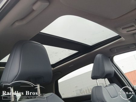 2023 Nissan Ariya - thumbnail 24