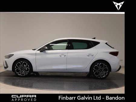 2025 Cupra Leon 1.5eTSI 150hp DSG €35,950 thumbnail