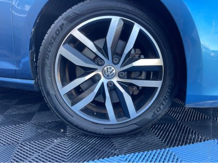 2015 Volkswagen Golf 2015 VW GOLF (S41) €13,995