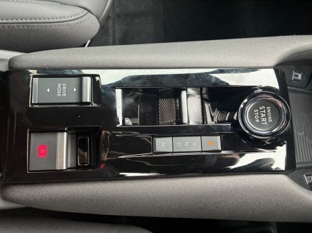 2026 Alfa Romeo Junior Ibrida €44,345 thumbnail