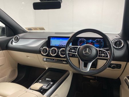 2021 Mercedes-Benz EQA EQA 250 €22,995 thumbnail