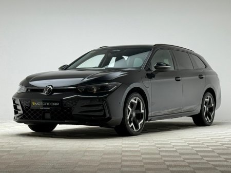 2025 Volkswagen Passat R-LINE 1.5 PHEV DSG €42,990 thumbnail