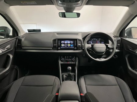 2025 Skoda Karoq Selection 2.0TDI 115BHP - Reversing Camera - Climate Control - Cruise Control - Auto Lights/Wipers - Apple CarPlay/Android Auto €36,950