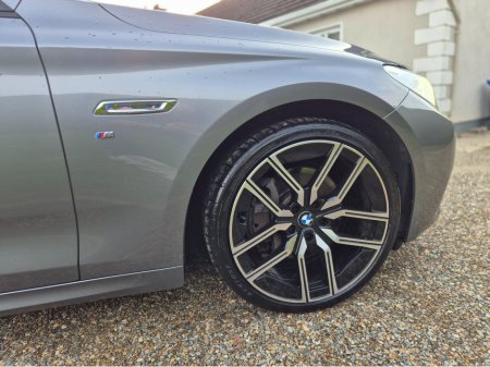 2016 BMW 5 Series - thumbnail 5