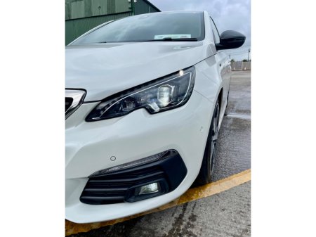 2018 Peugeot 308 - thumbnail 9